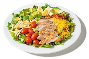 Egg-Cellent Grilled Chicken Cobb Salad